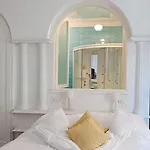 Secret Garden Roman Holiday Home